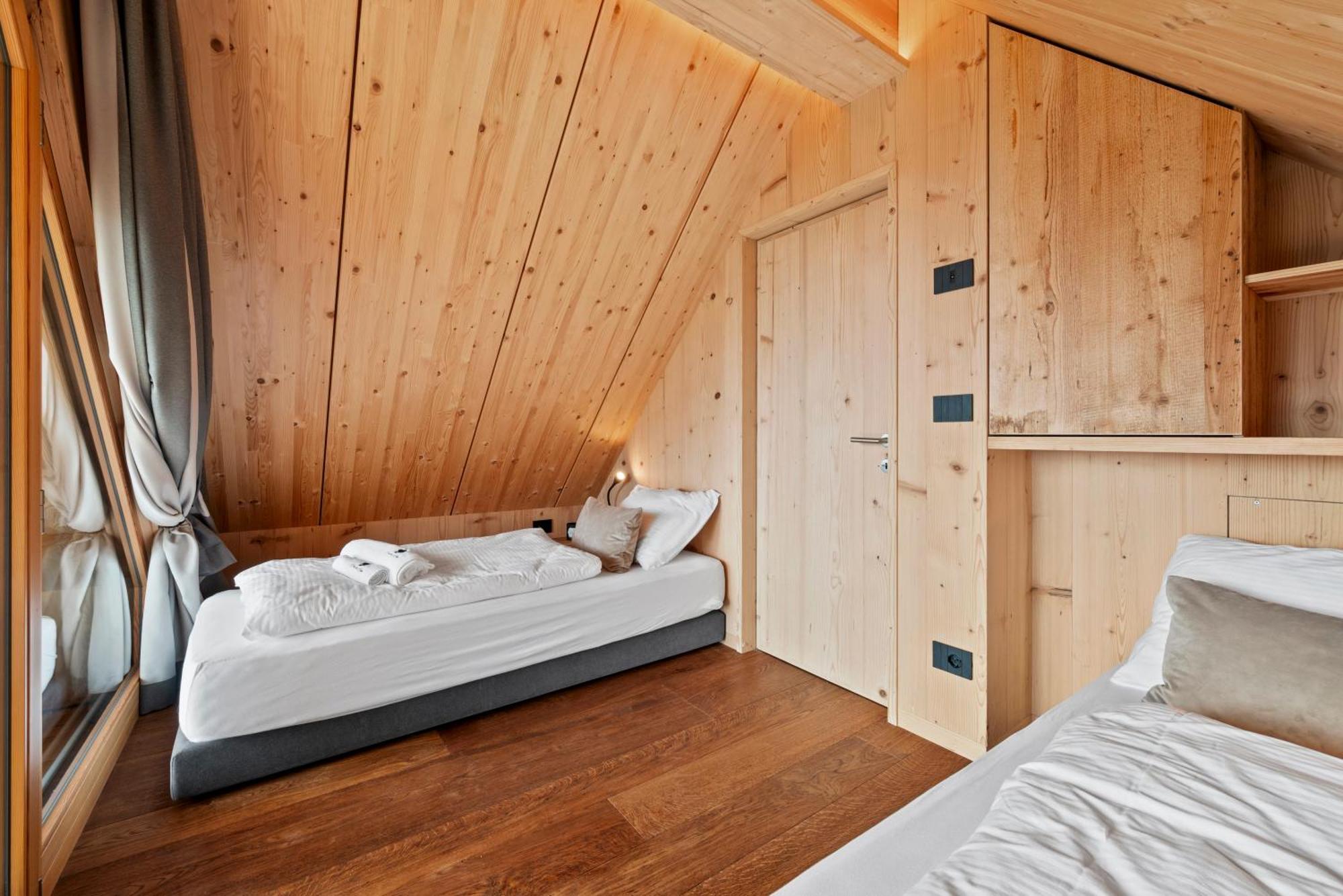 New Opening "Sissi Chalets" - Unique Luxury Hideaway With Mountain View & Sauna Mendola Εξωτερικό φωτογραφία