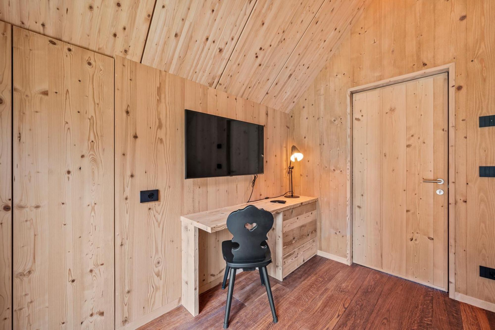 New Opening "Sissi Chalets" - Unique Luxury Hideaway With Mountain View & Sauna Mendola Εξωτερικό φωτογραφία